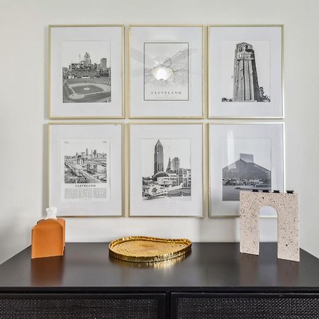 Newly Renovated Tremont Treasure I Cozy + Modern Villa Cleveland Bagian luar foto