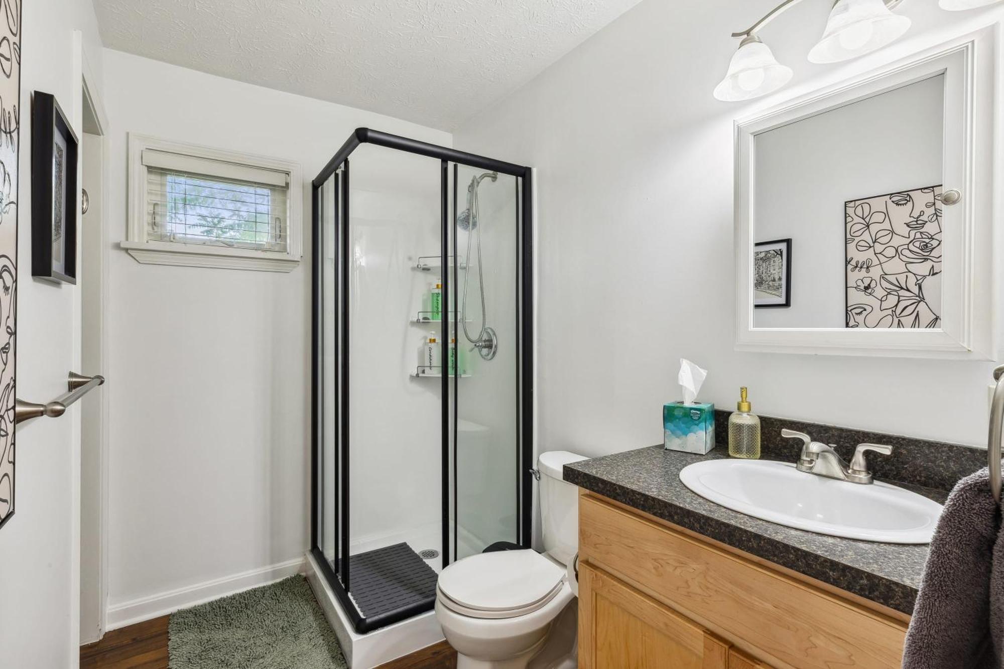 Newly Renovated Tremont Treasure I Cozy + Modern Villa Cleveland Bagian luar foto